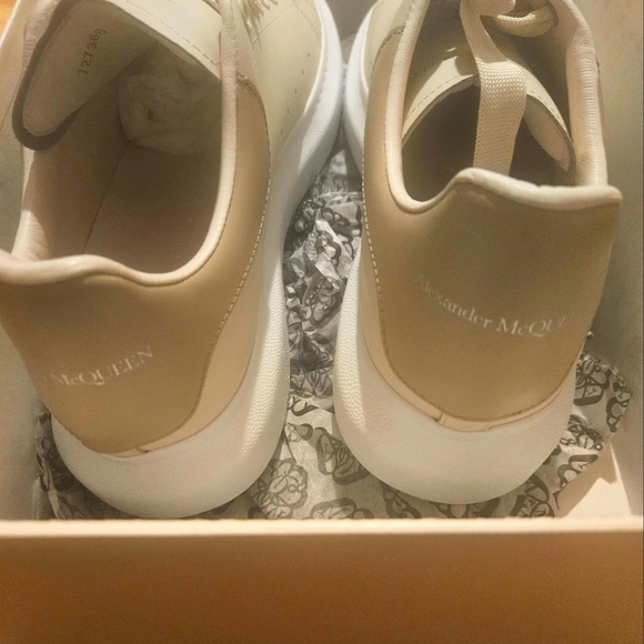 Alexander McQueen sneakers - Picture 3 of 6